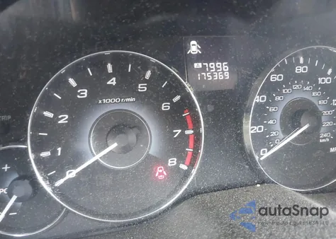 2010 Subaru Outback 2.5I Premium from USA, damaged, VIN 4S4BRBCC6A3324033